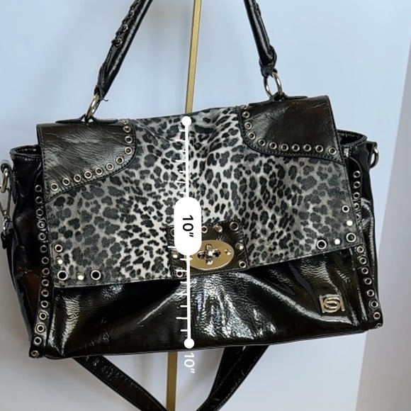 BEBE Large Handbag Leopard Grommet in Black and gray and gold - Picture 10 of 11